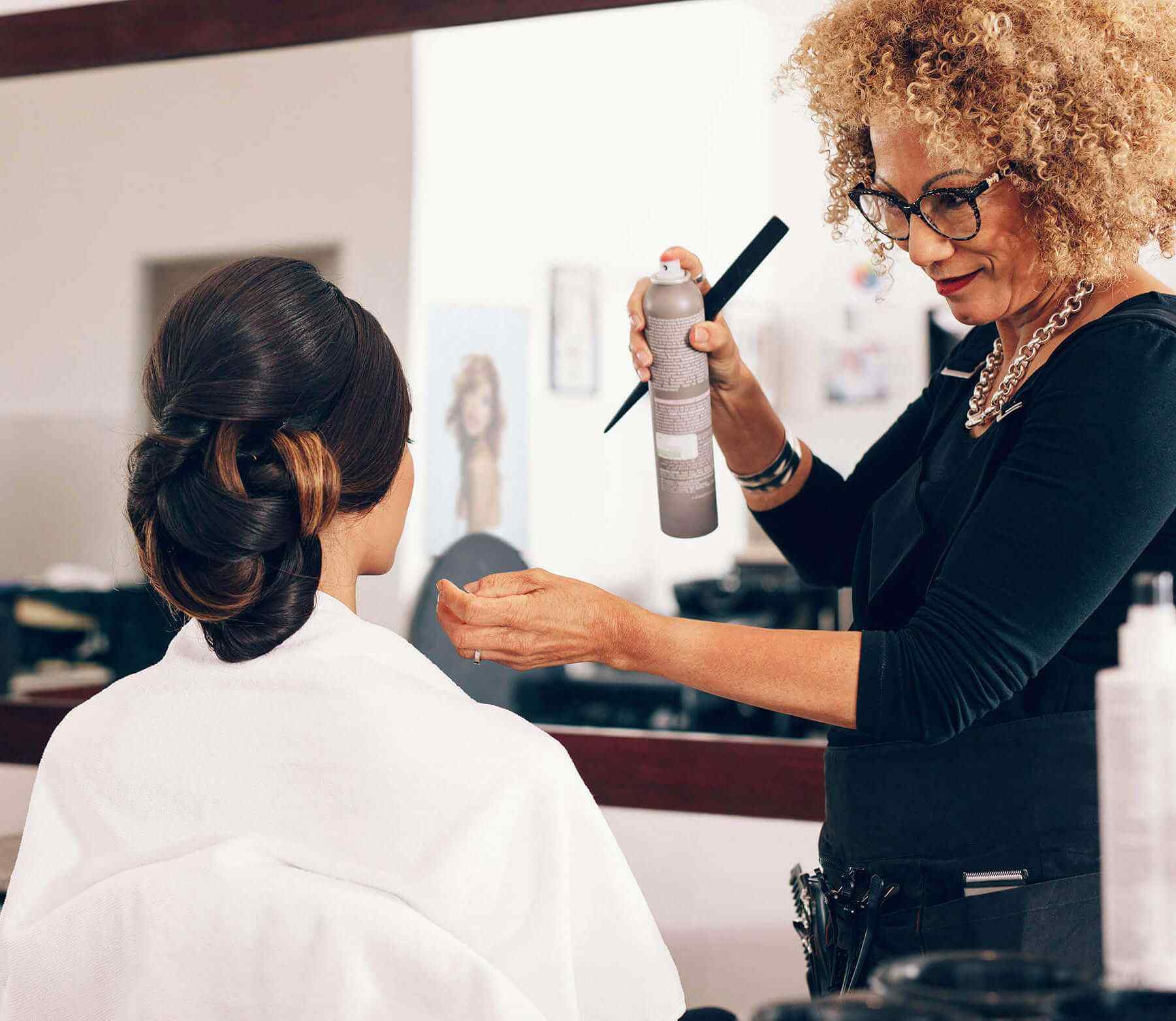 https://hairbellagio.com/wp-content/uploads/2018/12/hairdresser-img-small.jpg